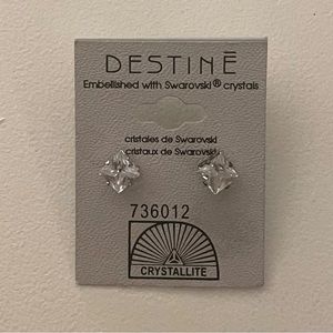 New “Destine “earrings.(crystallite)🤍